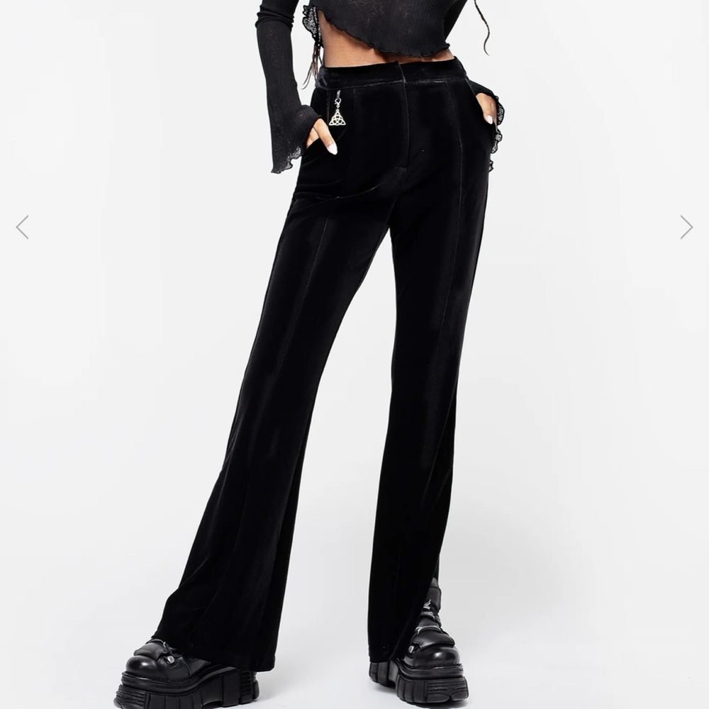 Disturbia Morrigan Slit Flare